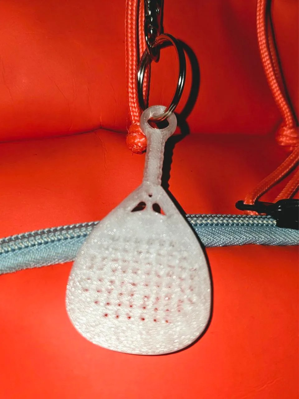 Padel racket keychain